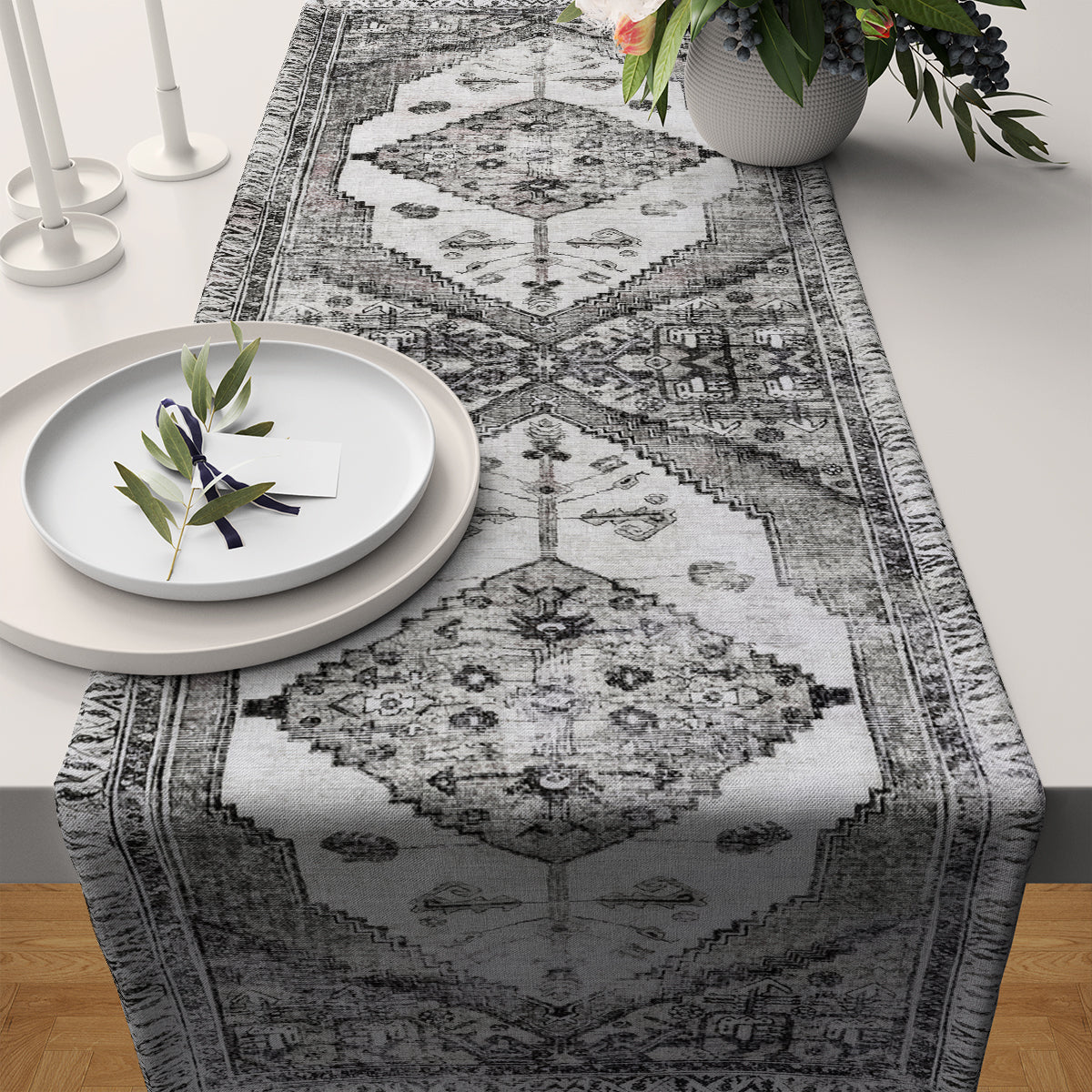 84_table_runner_0100002_df438798 a260 4e08 b9cf b3d9548d949b